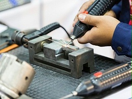 羅湖五金沖壓件加工廠，如何消除沖壓件的毛刺？