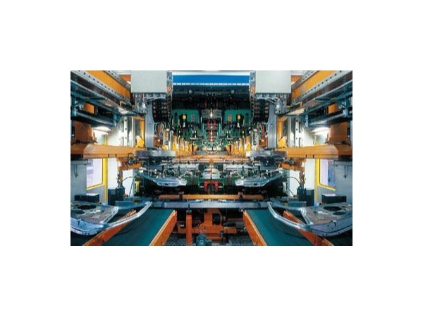 深圳五金模具沖壓加工廠的生產(chǎn)工藝分類(lèi)