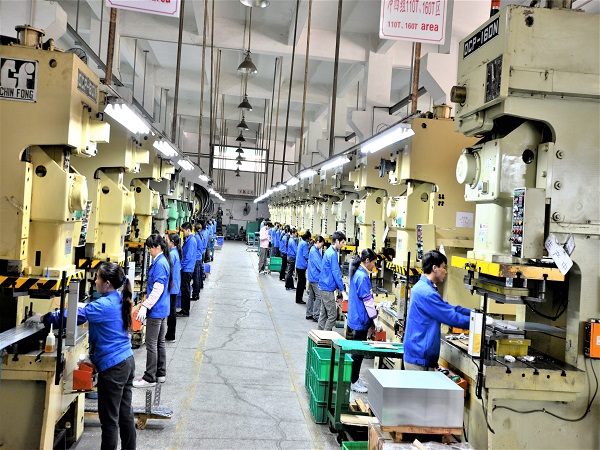 五金沖壓廠圖片