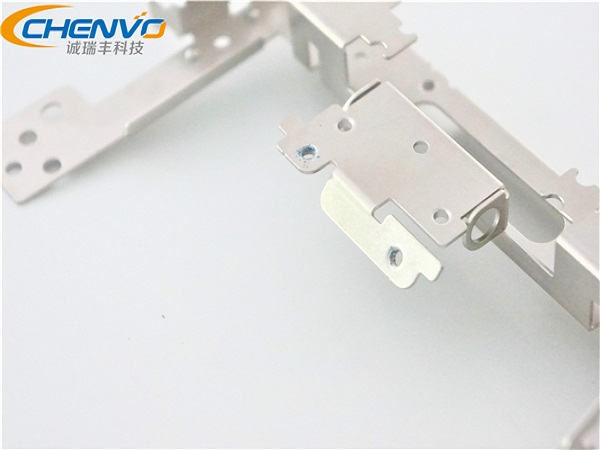 如何控制好精密五金沖壓加工件的凹凸？